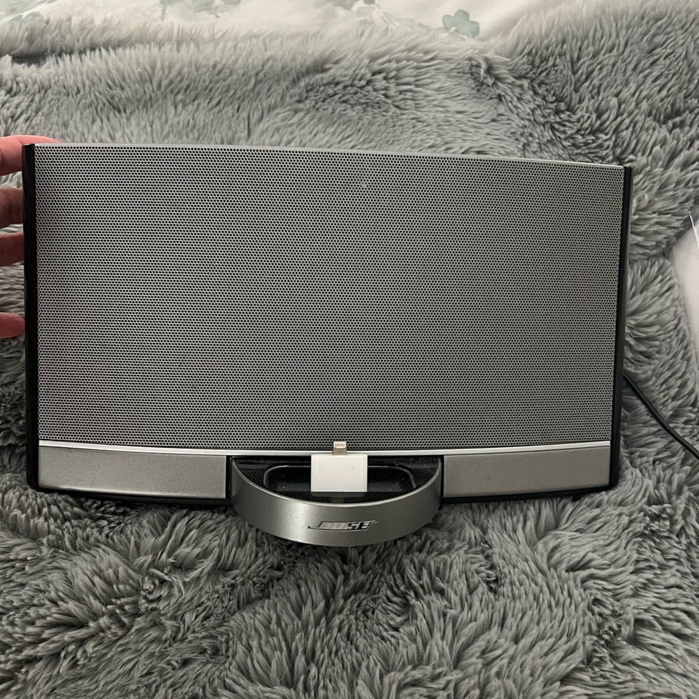 Bose SoundDock portable digital Music System
